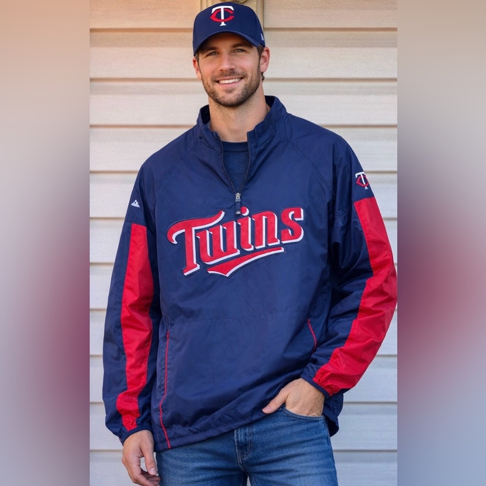 NWT Majestic Authentic Collection Twins Cool Base, Quarter Zip Windbreaker. 2XL